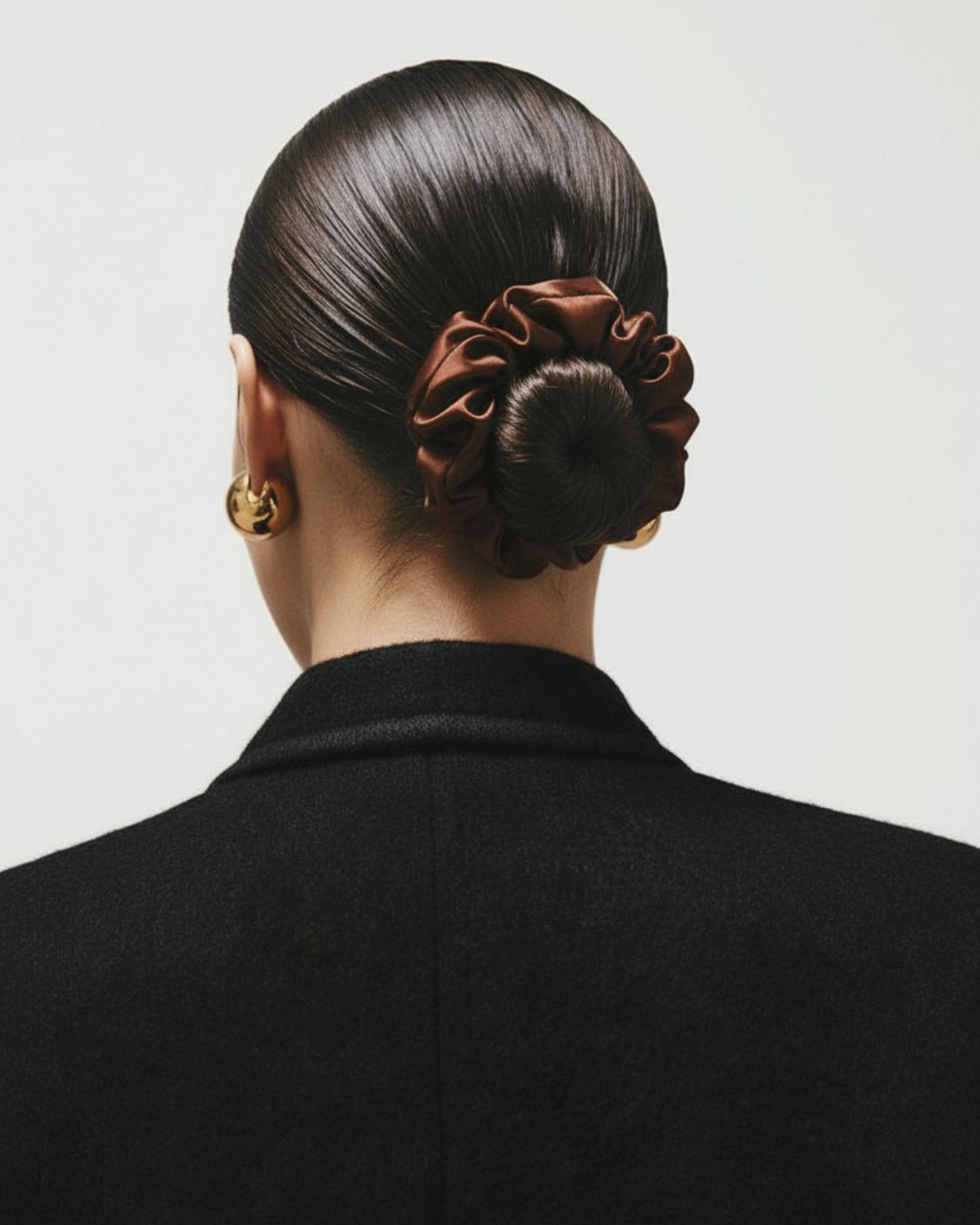 Silk midi scrunchie - dark chocolate