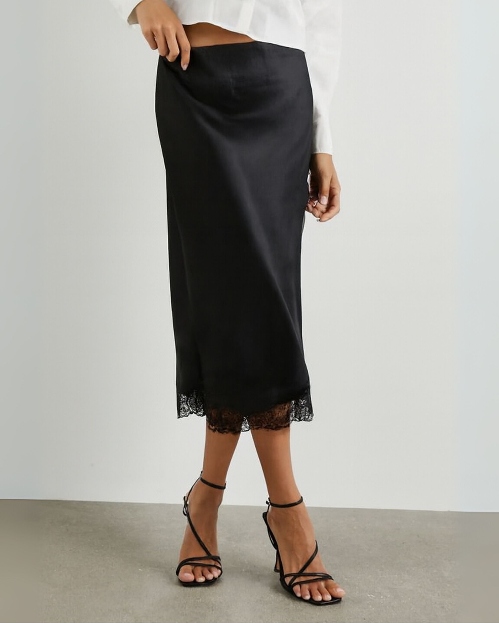 Silk skirt with lace - black