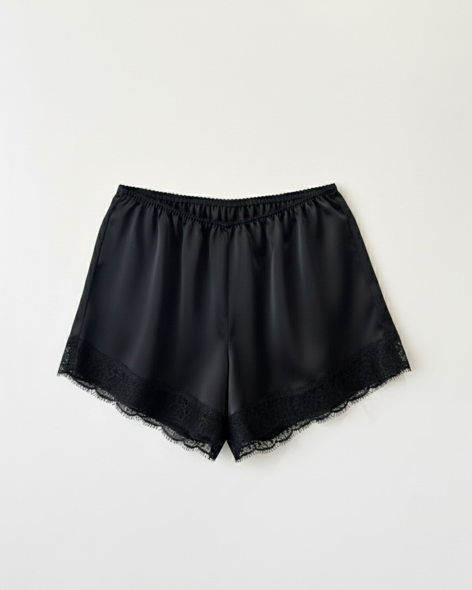 Silk shorts with lace - black